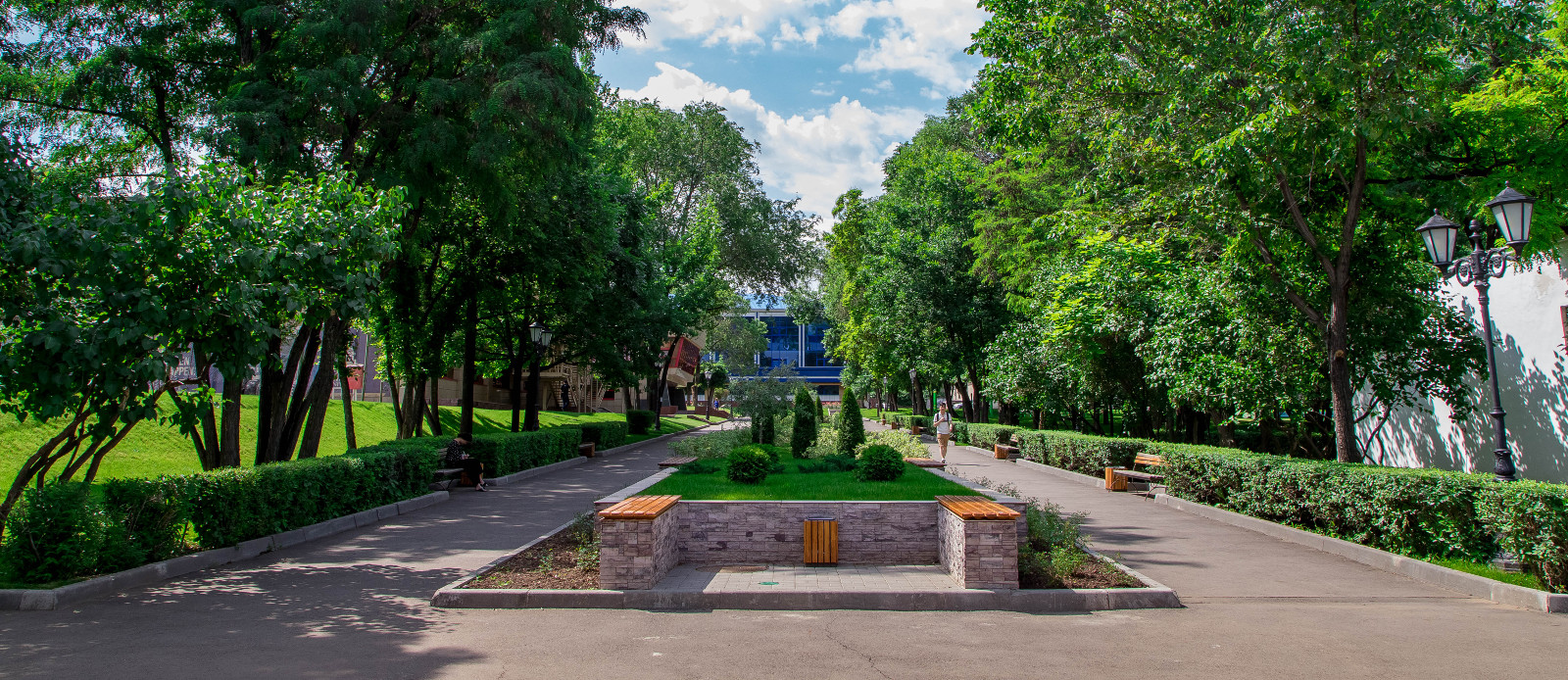 Summer-campus-photo