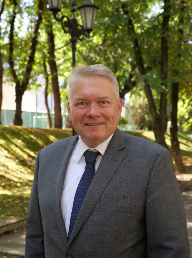 (English) Alexander Krasnikov, Ph.D.